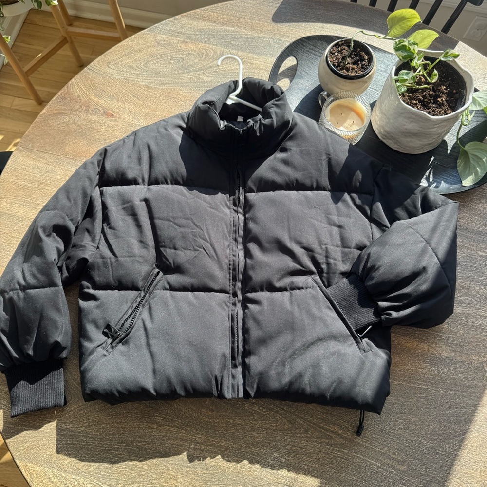 Amazon Black Women's Puffer Jacket